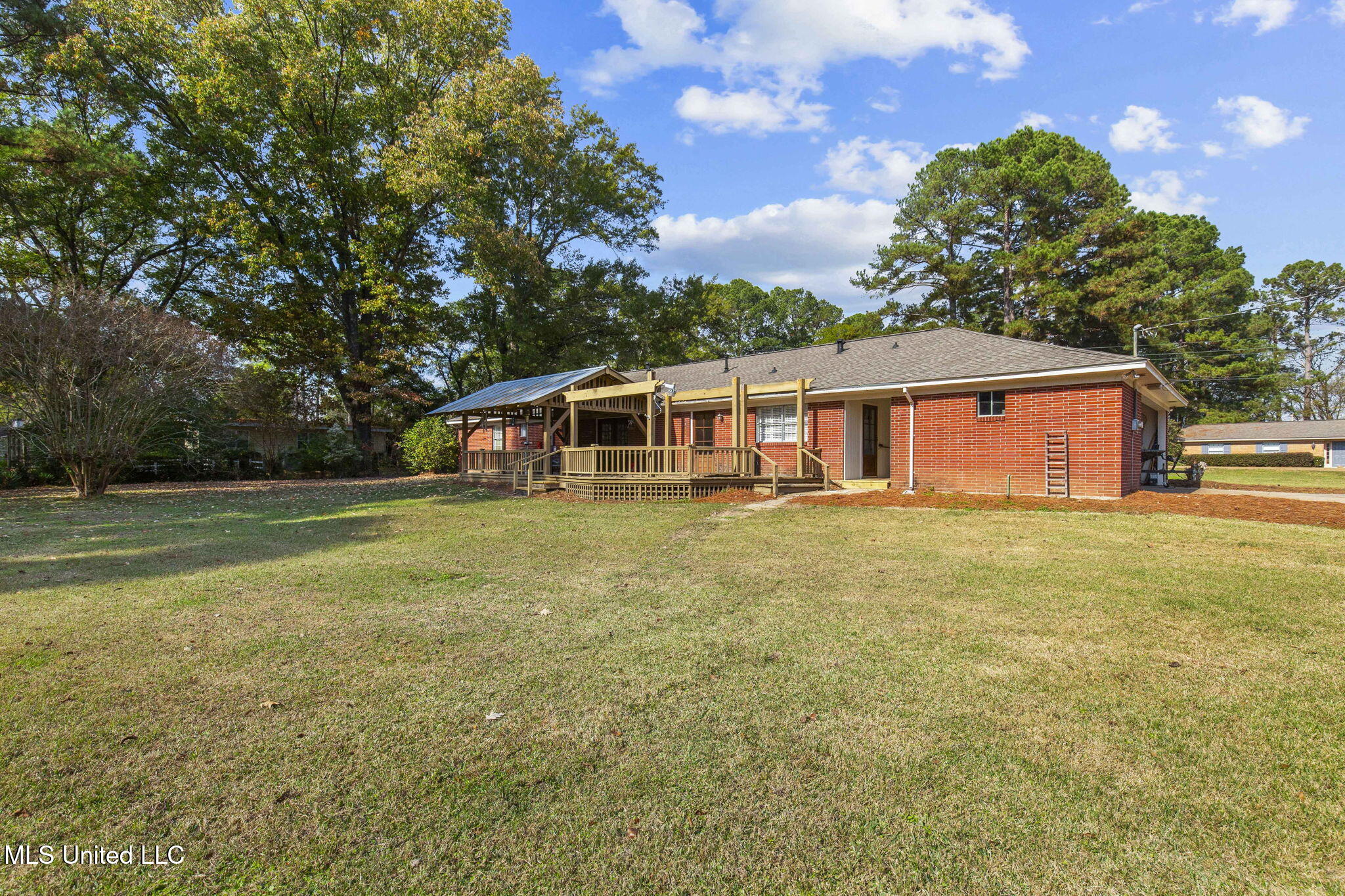 1430 Sunset Drive Canton, MS 39046 - Photo 43 of 46 43-web-or-mls-1430 Sunset-43