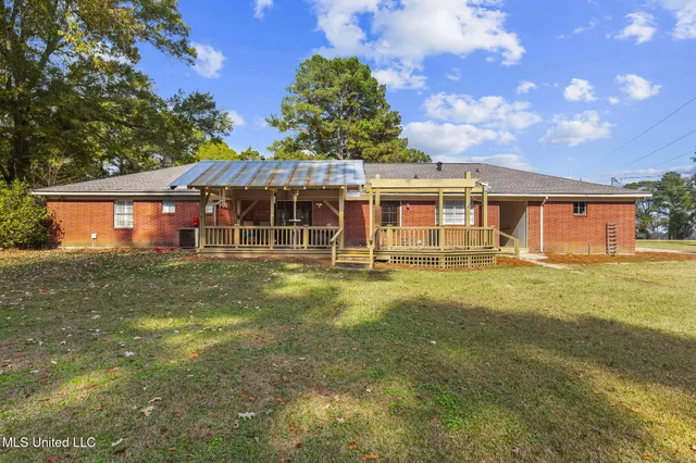 $254,500 | 1430 Sunset Drive, Canton, MS 39046
