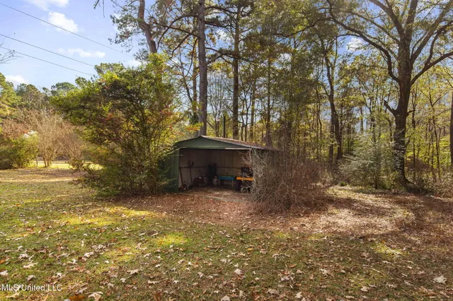 $254,500 | 1430 Sunset Drive, Canton, MS 39046