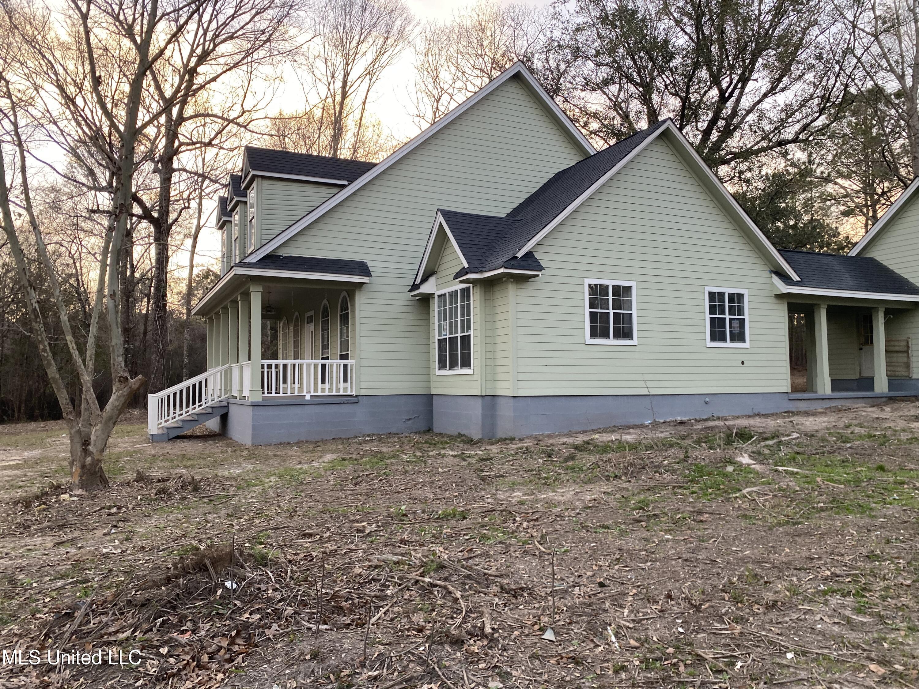 19501 Busby Road Vancleave, MS 39565 - Photo 4 of 42 BF4F9004-DA13-4FCE-8522-61652F49F8B1