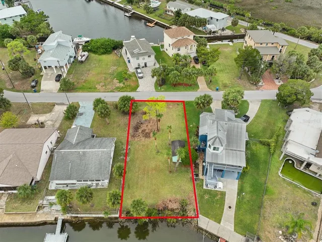 $199,900 | 3468 Minnow Creek Drive, Hernando Beach, FL 34607