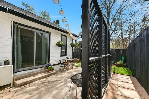 $364,000 | 2605 Garrettson Drive, Unit B, Austin, TX 78748