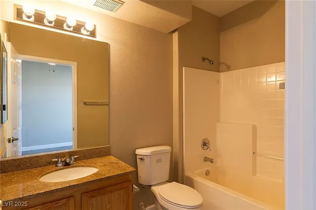 $1,450 | 10550 West Alexander Road, Unit 2127, Las Vegas, NV 89129