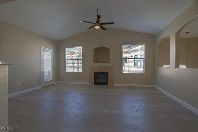 $1,450 | 10550 West Alexander Road, Unit 2127, Las Vegas, NV 89129