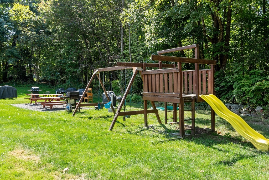 36 Leonard Road, Unit 36 Boxborough, MA 01719 - Photo 18 of 23