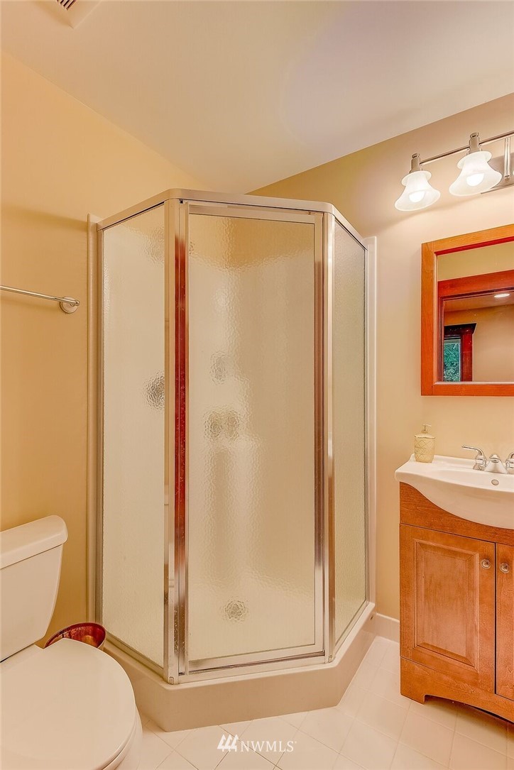 605 Eaton Road Quilcene, WA 98376 - Photo 11 of 24 Gallery Image 11