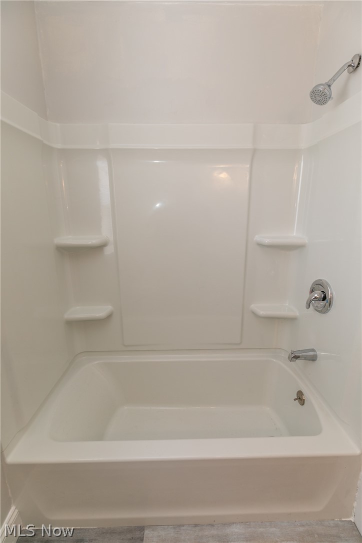 9521 Snow Road Cleveland, OH 44130 - Photo 30 of 35
