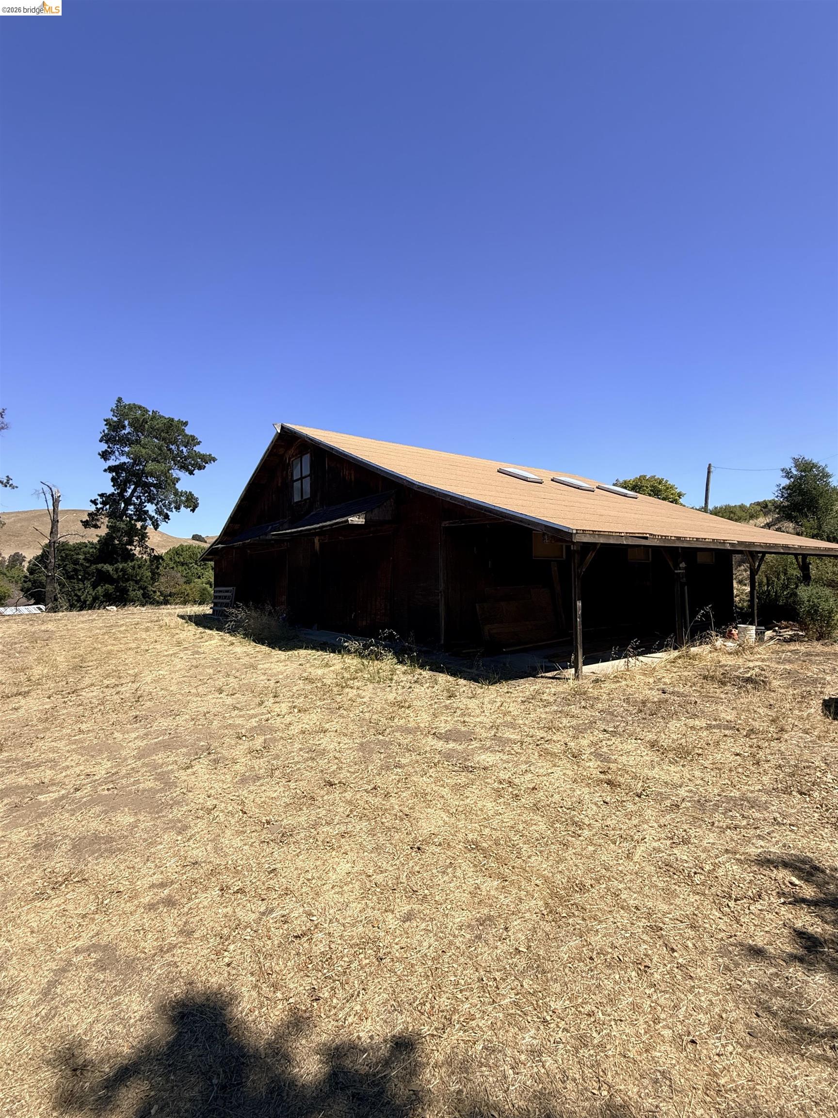 1169 Christie Road Martinez, CA 94553 - Photo 11 of 12 Gallery Image 11