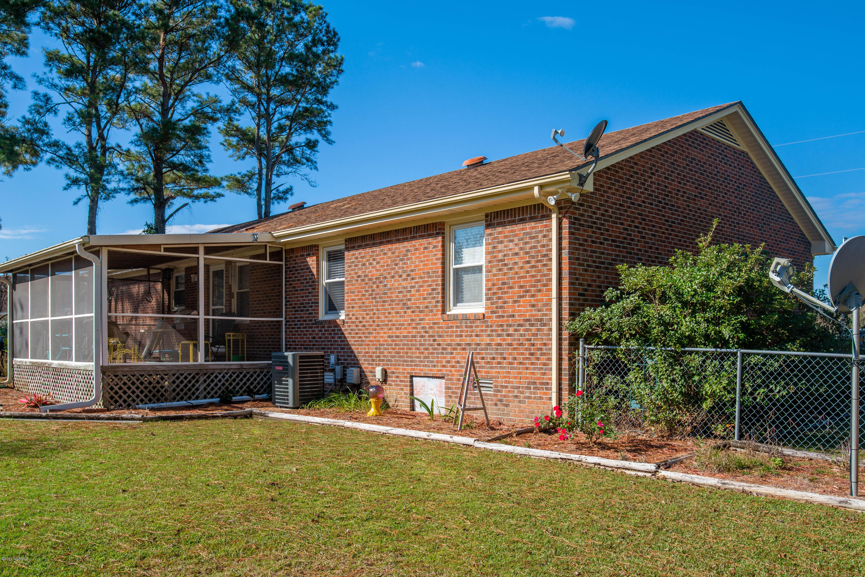 110 Batchelder Road New Bern, NC 28560 - Photo 20 of 25 110 Batchelder Road-10