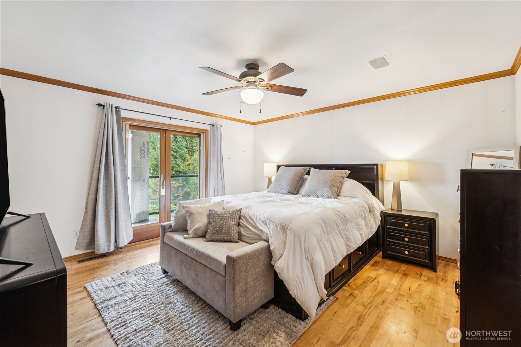 24132 South Lake Roesiger Road Snohomish, WA 98290 - Photo 12 of 36 Gallery Image 12
