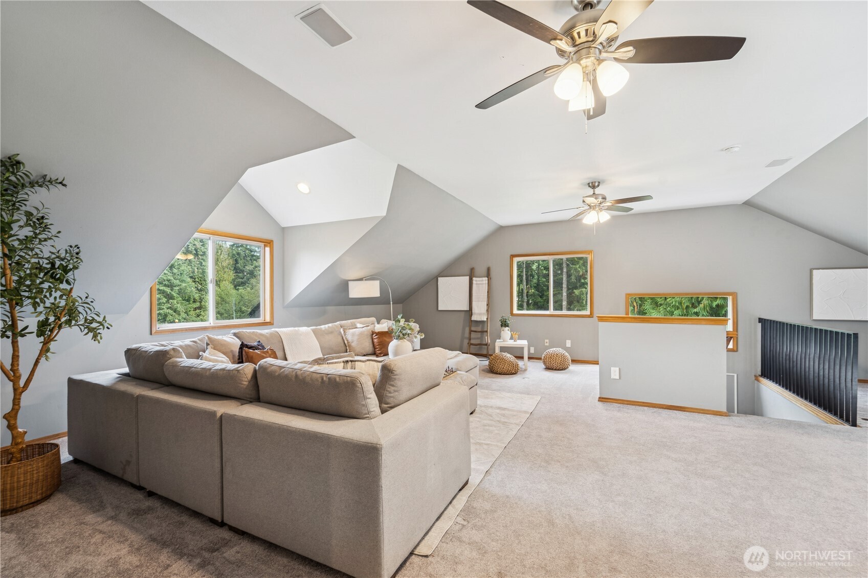 24132 South Lake Roesiger Road Snohomish, WA 98290 - Photo 16 of 36 Gallery Image 16