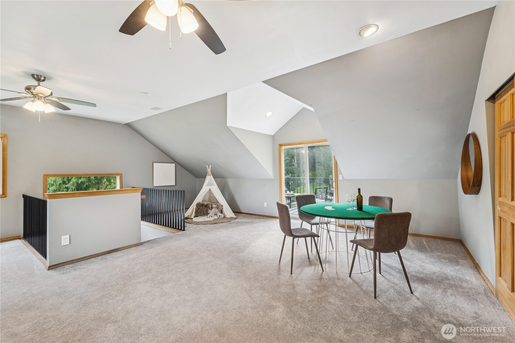 24132 South Lake Roesiger Road Snohomish, WA 98290 - Photo 17 of 36 Gallery Image 17