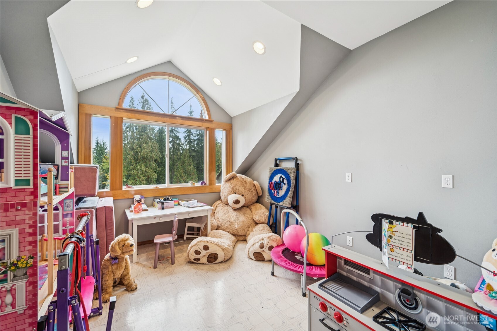 24132 South Lake Roesiger Road Snohomish, WA 98290 - Photo 20 of 36 Gallery Image 20