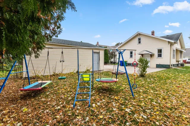 $254,900 | 316 12th Avenue, Green Bay, WI 54303