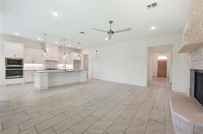 2900 Bombay Court Bryan, TX 77808 - Photo 7 of 22