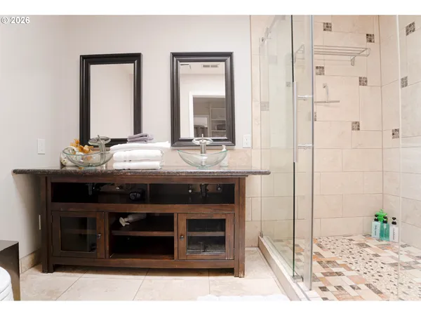 $575,000 | 3600 Southwest Brittany Drive, Gresham, OR 97080