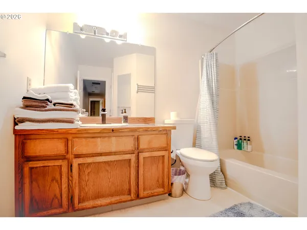 $575,000 | 3600 Southwest Brittany Drive, Gresham, OR 97080