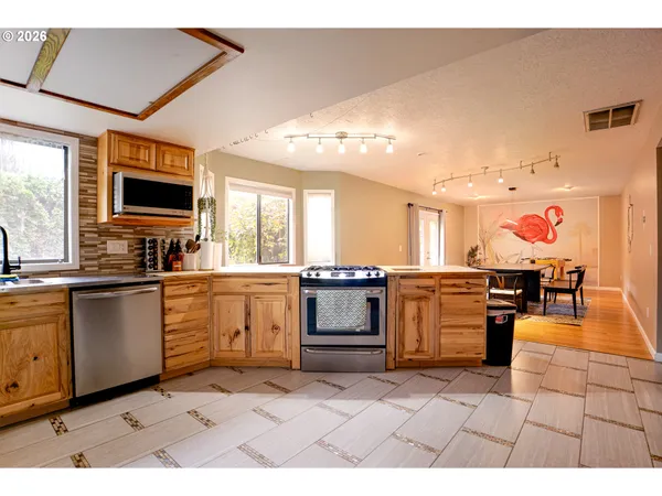 $575,000 | 3600 Southwest Brittany Drive, Gresham, OR 97080