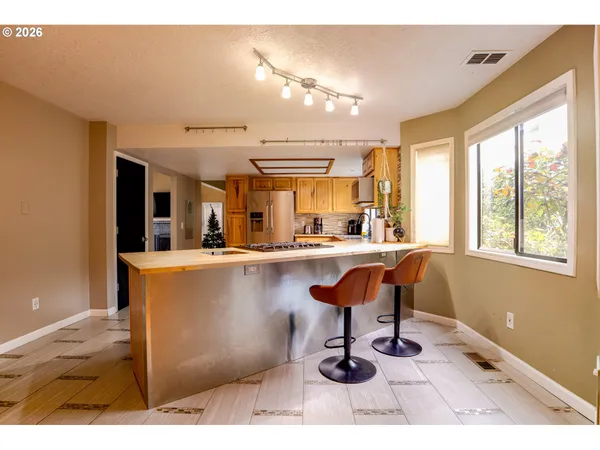 $575,000 | 3600 Southwest Brittany Drive, Gresham, OR 97080