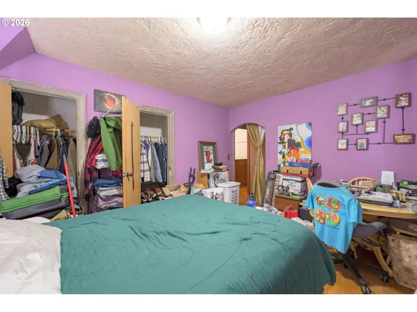 $795,000 | 325 River Road, Eugene, OR 97404