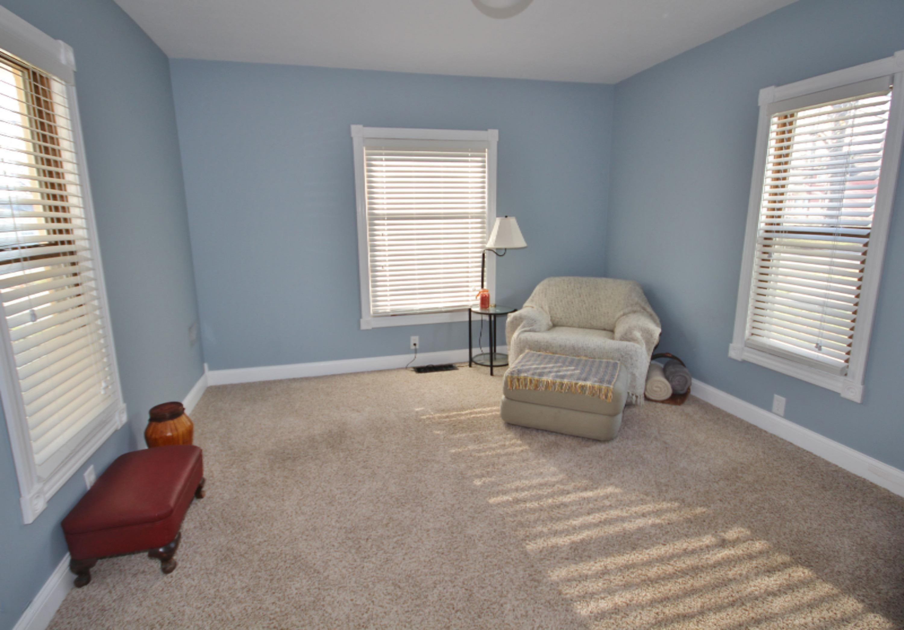 703 Pealer Street Three Rivers, MI 49093 - Photo 8 of 23 IMG_4810