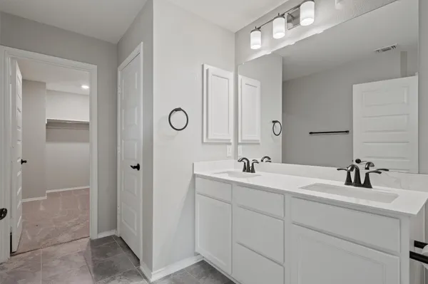 $2,100 | 213 Sweet Autumn Drive, Georgetown, TX 78626