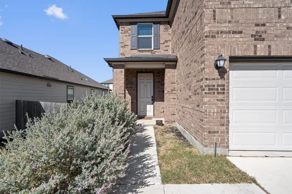 $2,100 | 213 Sweet Autumn Drive, Georgetown, TX 78626
