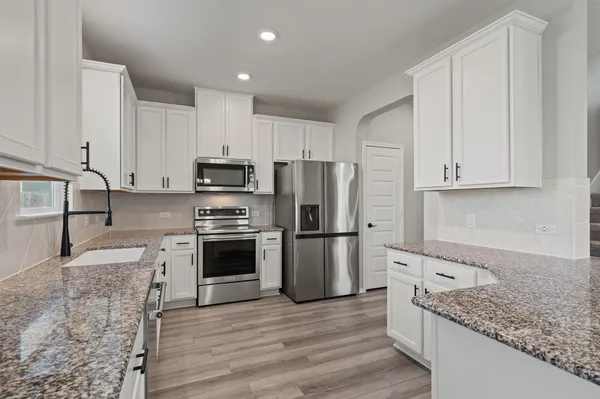 $2,100 | 213 Sweet Autumn Drive, Georgetown, TX 78626