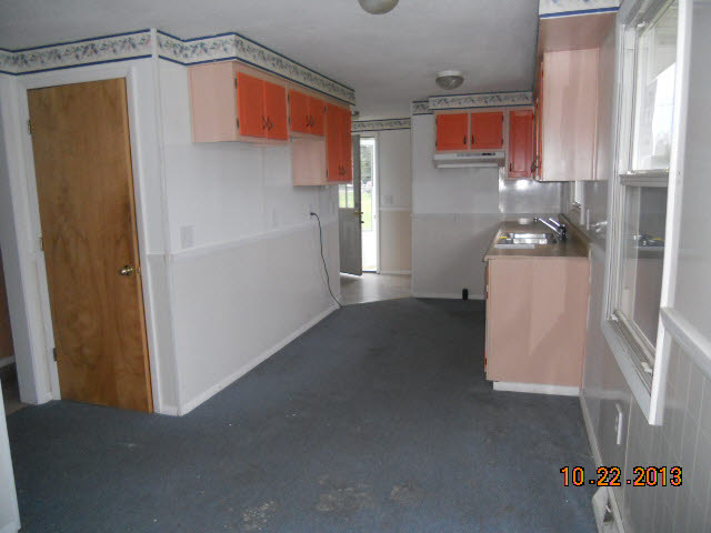 20384765-1.JPG