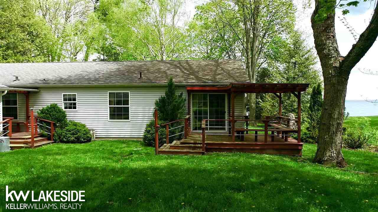 4735 Lakeshore Road Lexington, MI 48450 - Photo 48 of 75 50074704-47.JPG