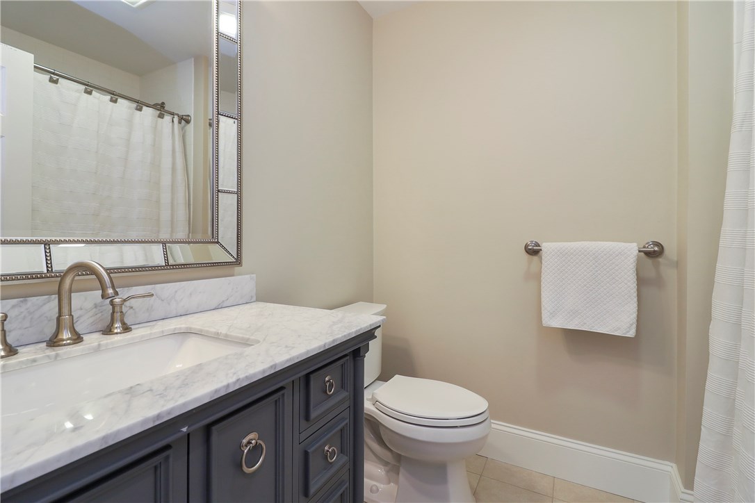 162 Indian Point Road Tiverton, RI 02878 - Photo 15 of 40