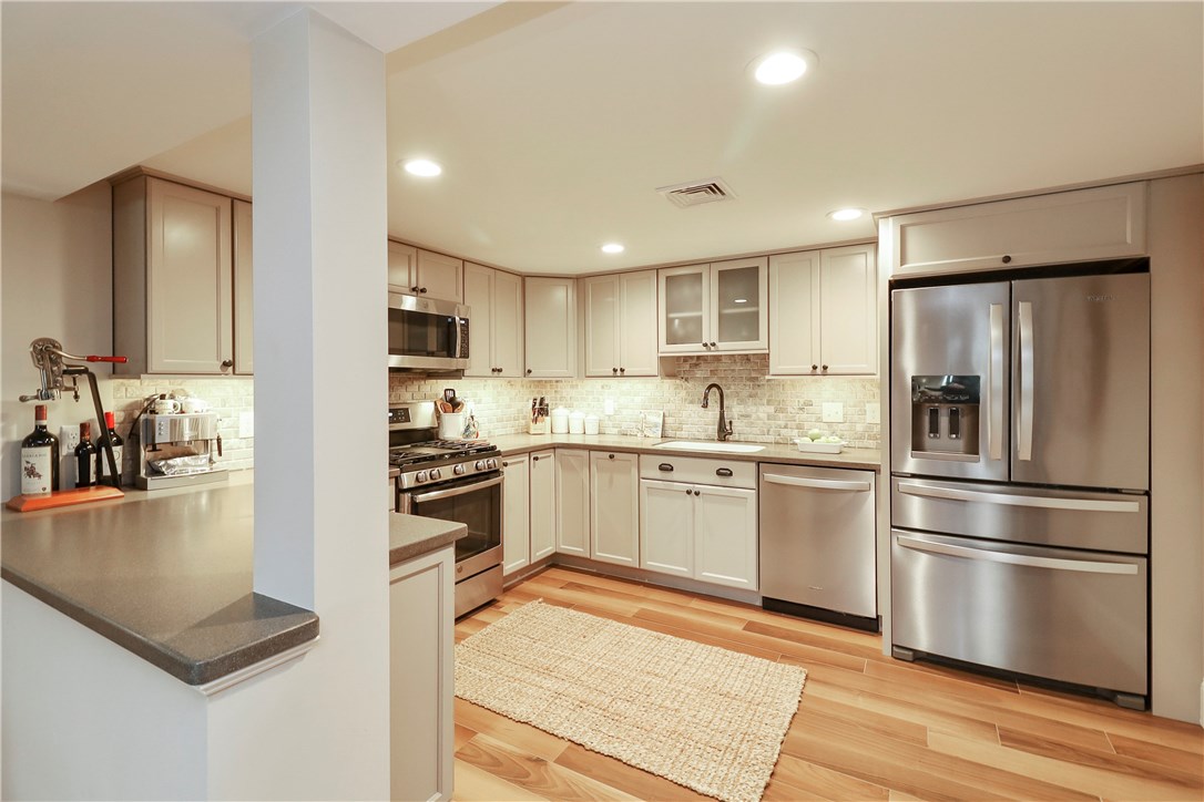 162 Indian Point Road Tiverton, RI 02878 - Photo 20 of 40