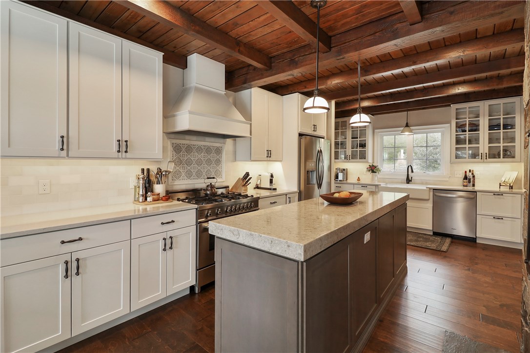 162 Indian Point Road Tiverton, RI 02878 - Photo 9 of 40