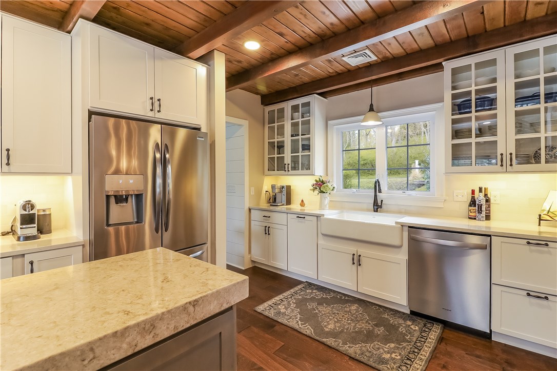 162 Indian Point Road Tiverton, RI 02878 - Photo 10 of 40