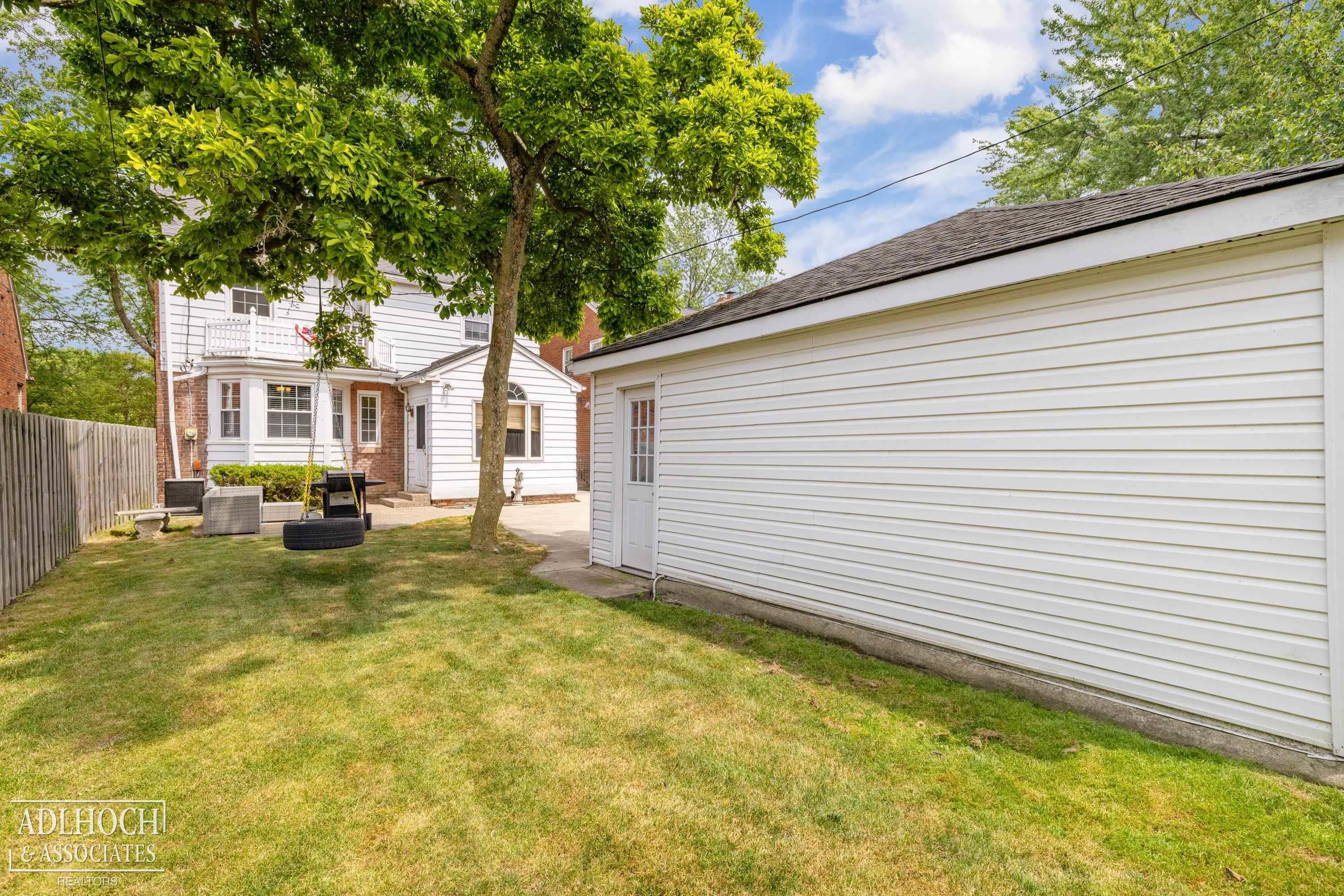423 Moran Road Grosse Pointe, MI 48236 - Photo 19 of 23 Gallery Image 19