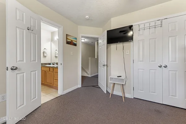 $1,950 | 1110 Century Oaks Drive, Unit A, Gulfport, MS 39507