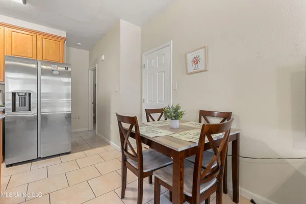 $1,950 | 1110 Century Oaks Drive, Unit A, Gulfport, MS 39507