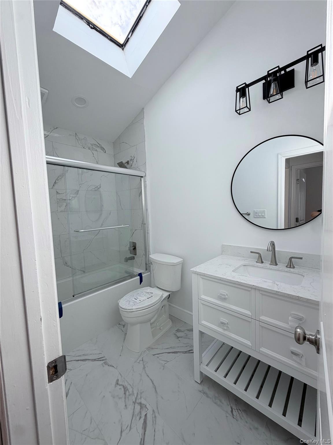 62 Hickory Road, Unit B Port Washington, NY 11050 - Photo 7 of 16