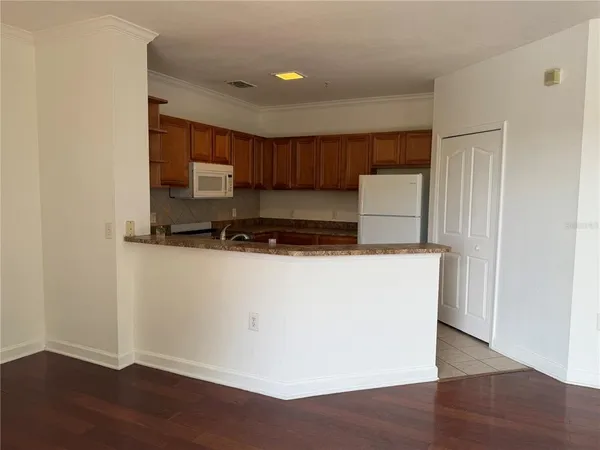 $2,500 | 6117 Metrowest Boulevard, Unit 107, Orlando, FL 32835