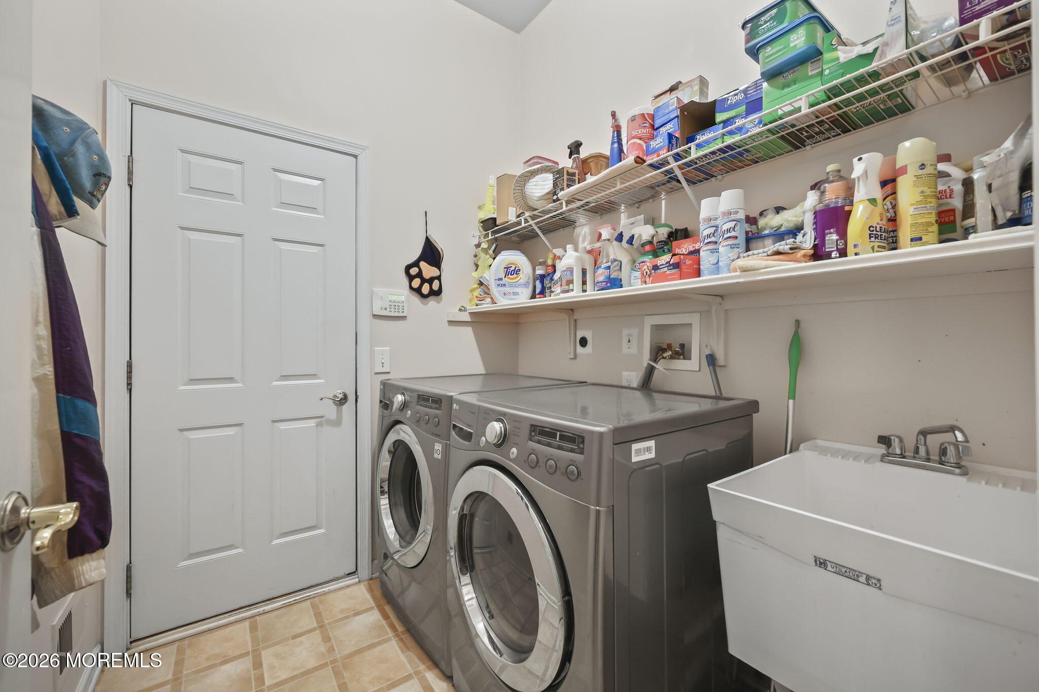 29 Inverness Lane Jackson, NJ 08527 - Photo 26 of 50 Laundry Room