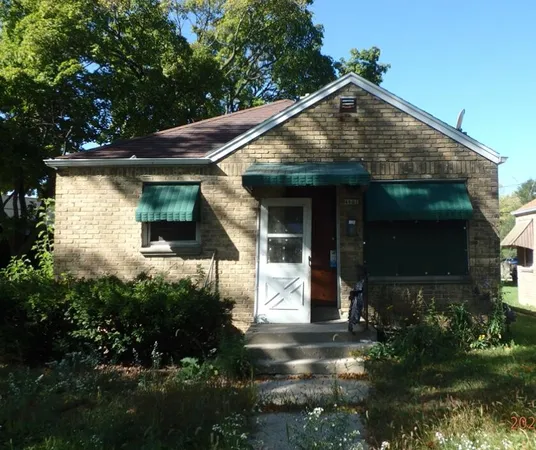 $81,600 | 4661 North 21st Street, Milwaukee, WI 53209