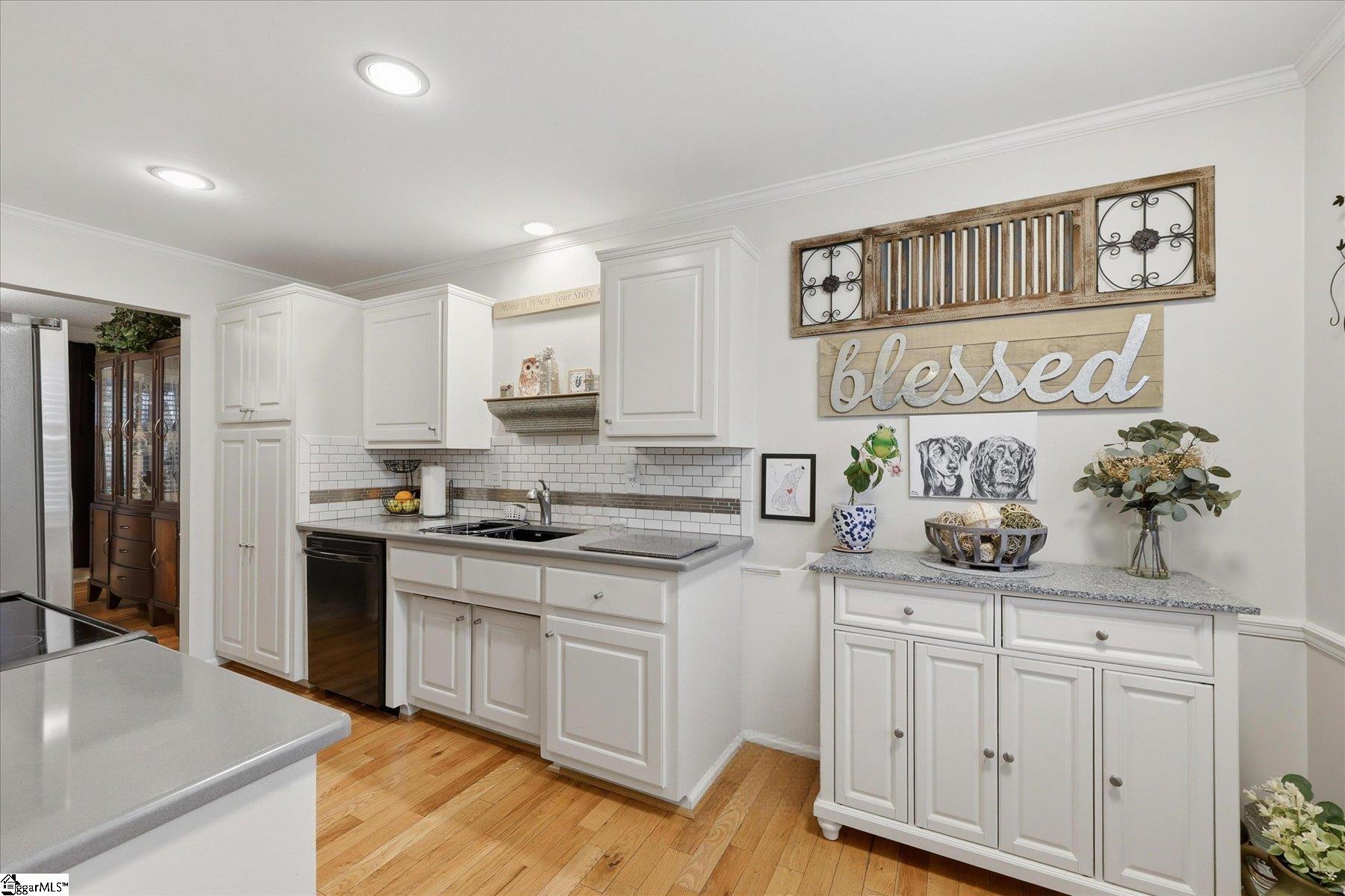 900 North Main Street Greenville, SC 29609 - Photo 7 of 33