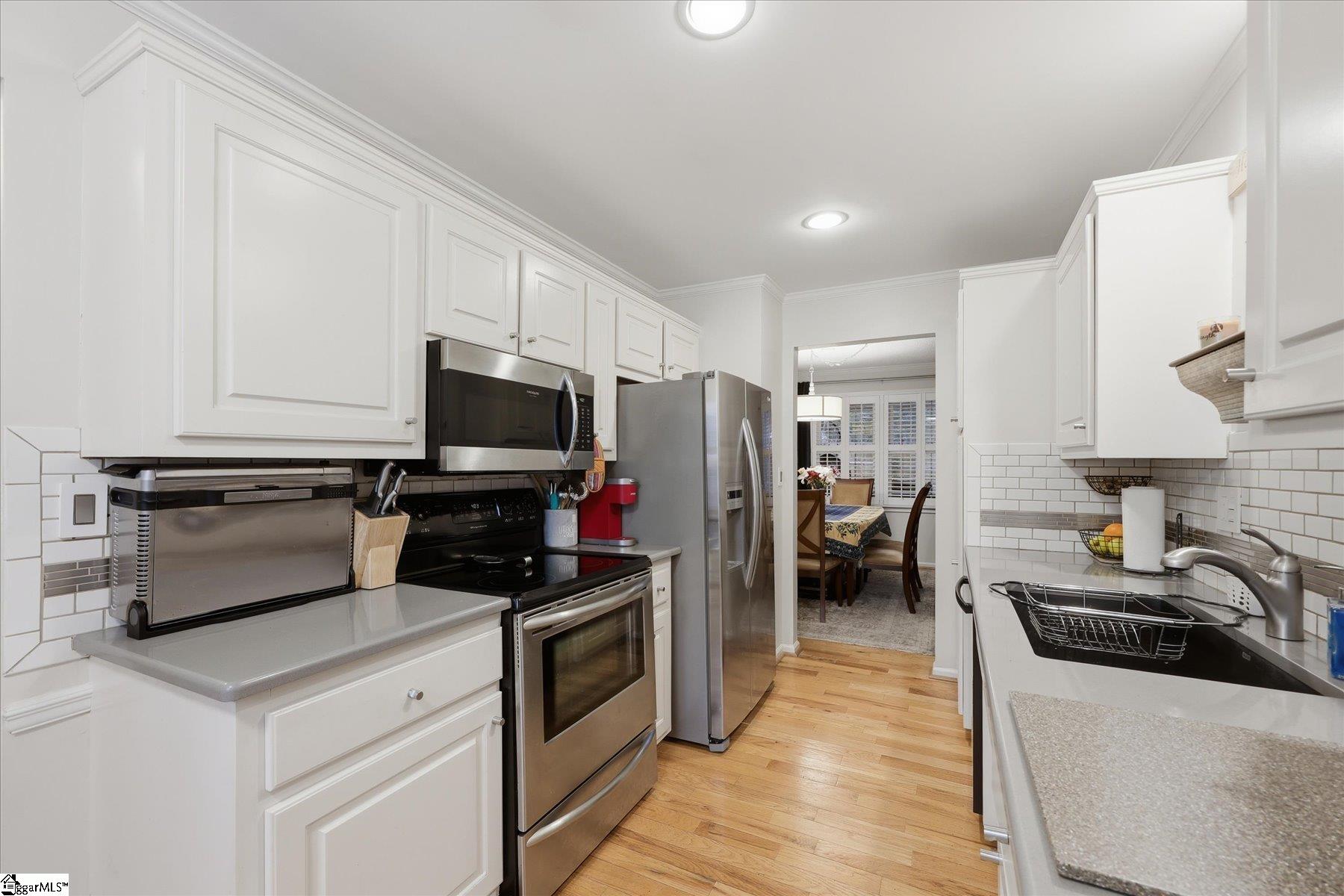 900 North Main Street Greenville, SC 29609 - Photo 10 of 33