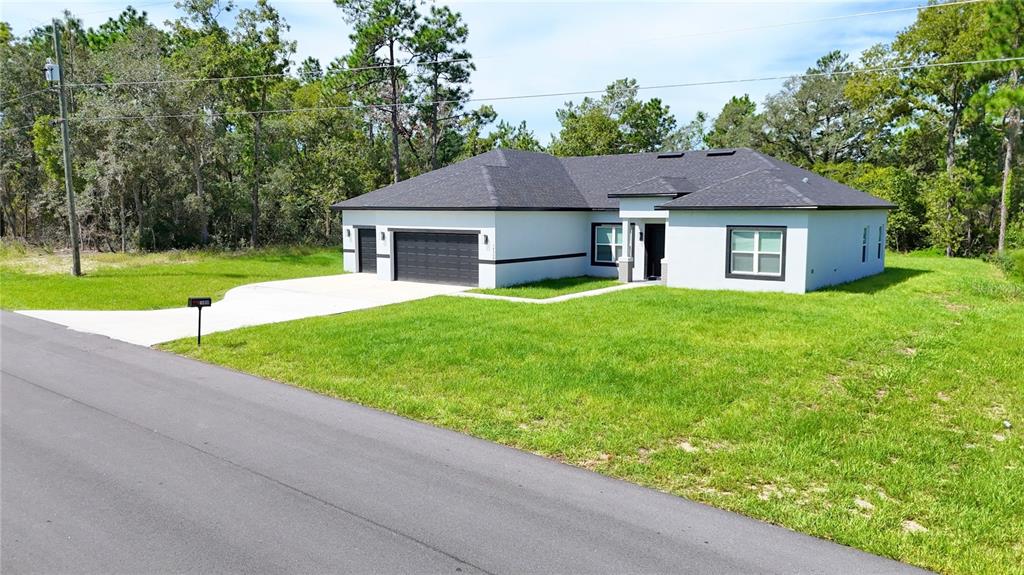 14908 Southwest 63rd Court Road Ocala, FL 34473 - Photo 2 of 21 Gallery Image 2