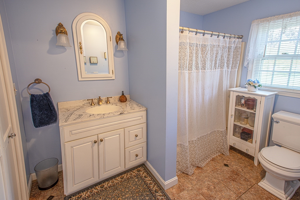 15 Evergreen Road Leeds, MA 01053 - Photo 29 of 34 Gallery Image 29