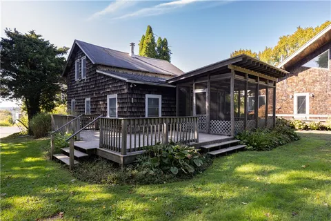 $1,495,000 | 48 Ocean Avenue, Jamestown, RI 02835