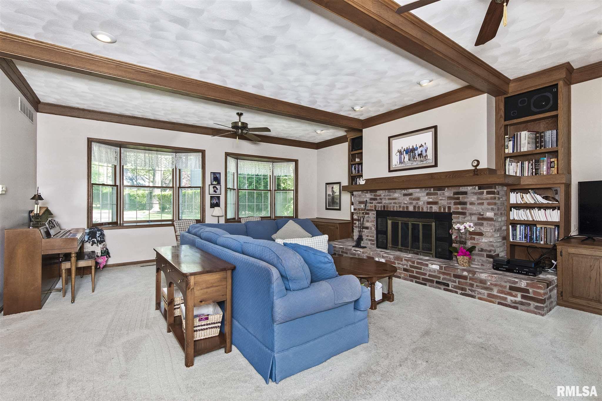 132 East Southgate Road Peoria, IL 61614 - Photo 10 of 36 Gallery Image 10