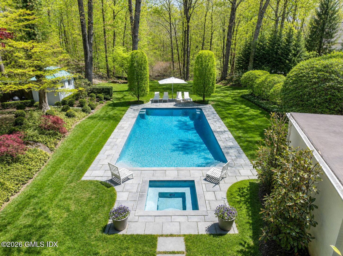 47 Husted Lane Greenwich, CT 06830 - Photo 24 of 25 8b56382c-5060-4806-ab0b-00463df851fc