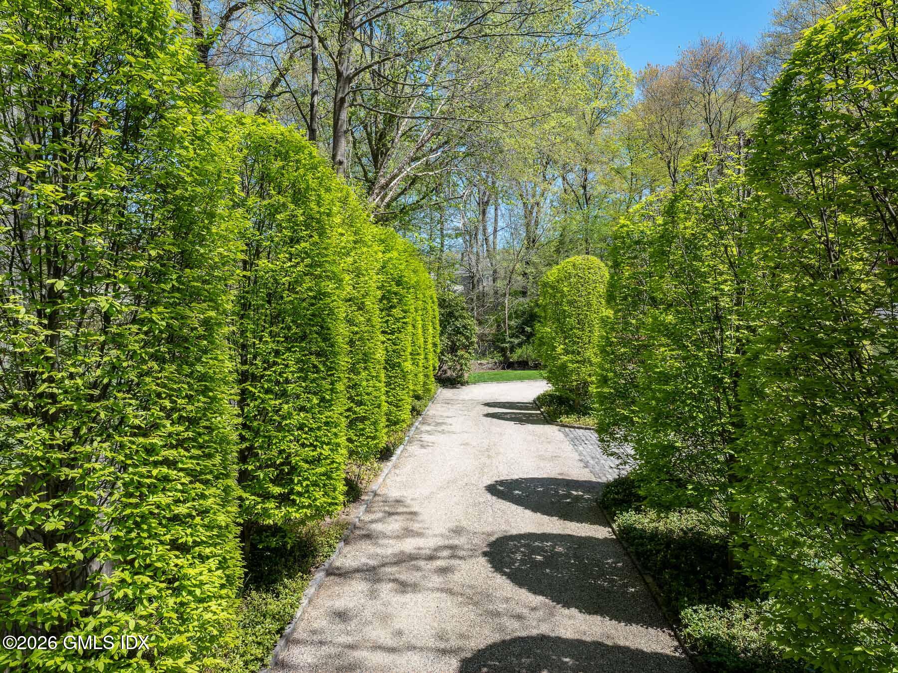 47 Husted Lane Greenwich, CT 06830 - Photo 3 of 25 47 Husted Ln EXT 28 - WEB