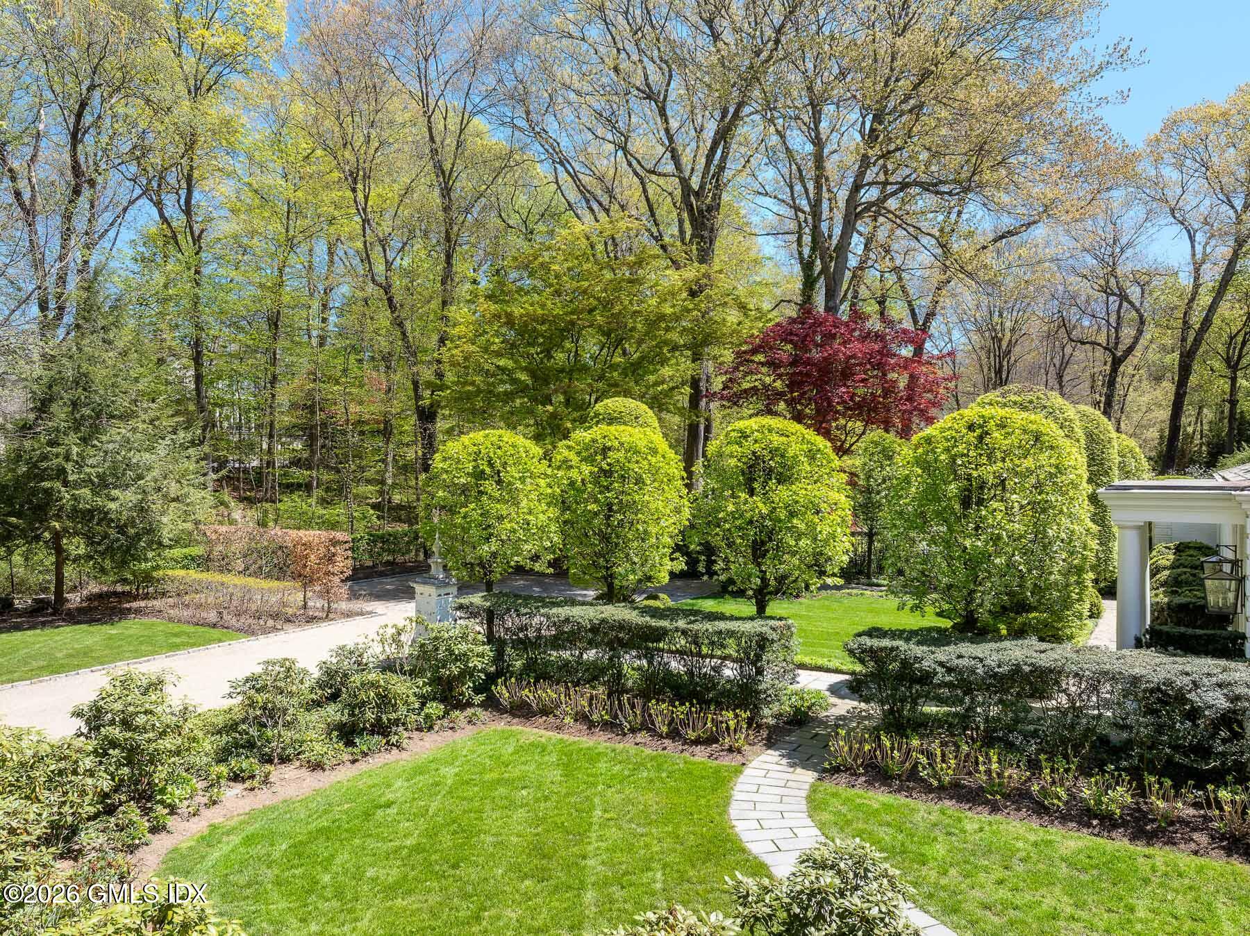 47 Husted Lane Greenwich, CT 06830 - Photo 4 of 25 47 Husted Ln EXT 13 - WEB